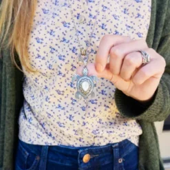 Front Page -Fashion Accessories CM 5732 643551 IGC